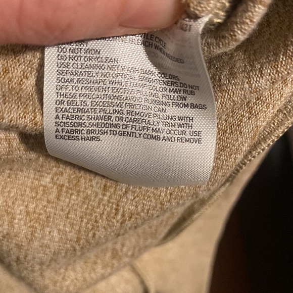 Uniqlo Fleece Pullover, Oatmeal Heather, Small - Picture 6 of 6